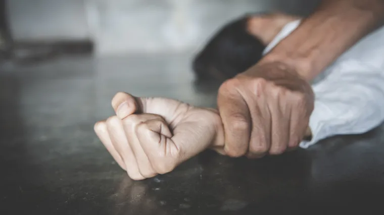 Tortura u Splitu: 65-godi&scaron;njak devet mjeseci silovao 18-godi&scaron;nju radnicu, isprepadanu prijetnjom otkaza