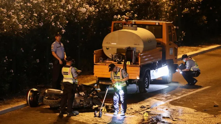 Prometna nesreća u Splitu: Motociklist podletio pod cisternu i preminuo u bolnici