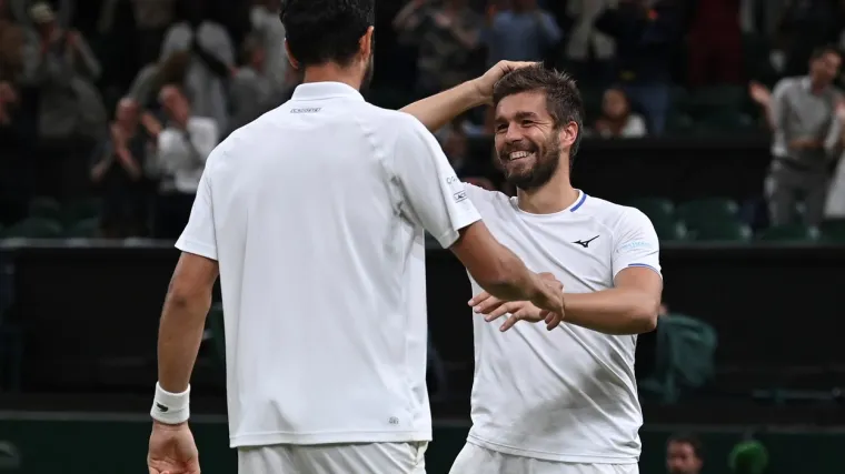 Peri&scaron;ić, Lovren, hrabri na&scaron; Klasnić, neuni&scaron;tivi Karlović, Popović...: Svi su u transu zbog Mate i Nikole: 'Vi ste na&scaron;i kraljevi, bravo'