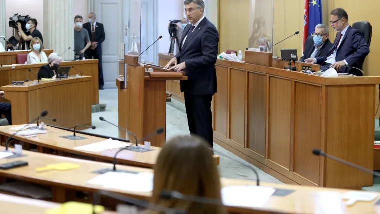 Plenković u Saboru, izbila prepirka. Jandroković: 'Molim vas premijeru. Vama ne mogu dati opomenu, ali ne zao&scaron;travajte'