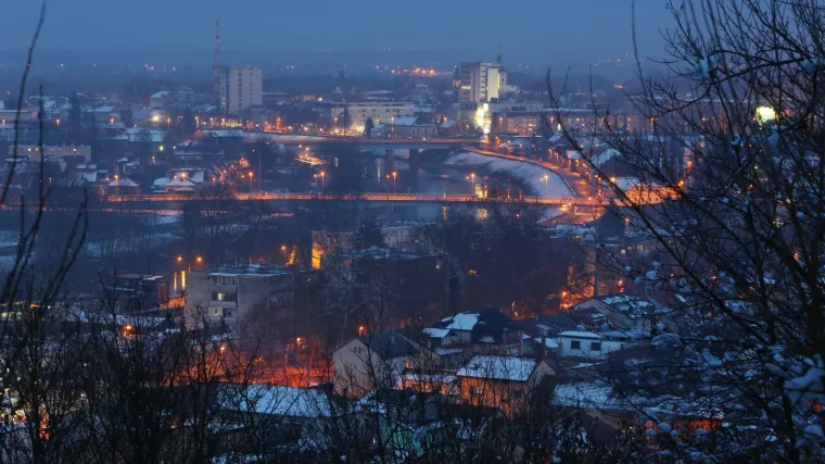 Misterij u Karlovcu! Kakvo svjetlo su vidjeli i kakav zvuk čuli stanovnici: 'Uznemirio se cijeli kvart'