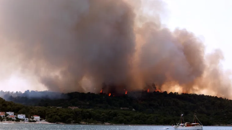 Vatrogasci su ga gasili čak 20 sati: Policija sumnja da je veliki požar na Čiovu podmetnut