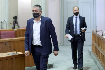 Mlinarić: 'Zakon o civilnim stradalnicima će proći kolikogod branitelji negodovali. Donosi se kako bi se povlađivalo okupatoru'