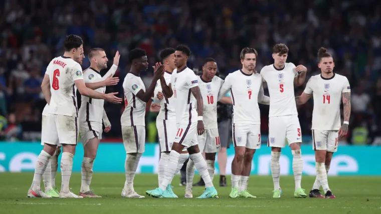 Čuveni Englez poludio zbog skandaloznog incidenta nakon poraza od Italije: 'Ti kukavički štakori nas zlostavljaju'