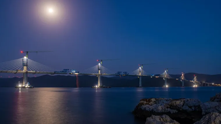 Spajaju se zadnji dijelovi Pelje&scaron;kog mosta - zna se dan kada će cijela Hrvatska konačno biti spojena: 'Nema toga koji mu se ne raduje'