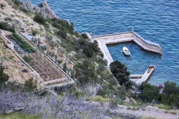 Inspekcija ponovo opalila Latkovića po džepu: Otkriven i njegov 'šahovski' potez da se dokopa još zemljišta