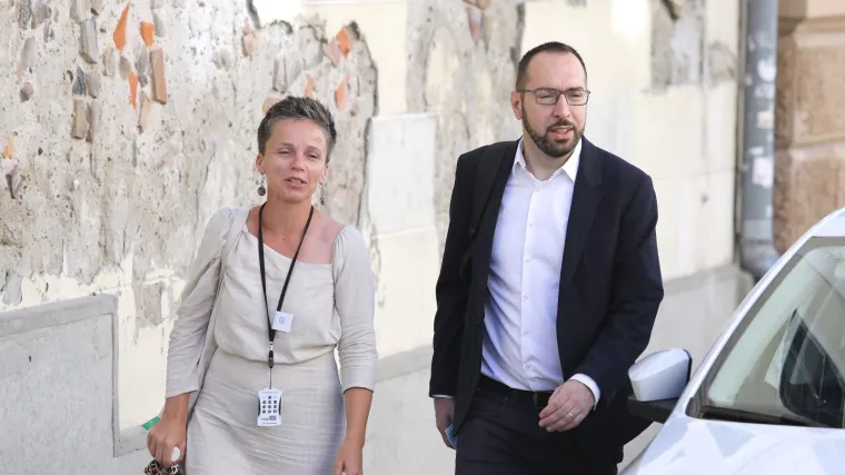 Toma&scaron;ević: &lsquo;Bit će zanimljivo kad će kritike upućivati oni koji su sjedili u NO Holdinga. Vjerujem da će i uhićenja obilježiti sjednicu'