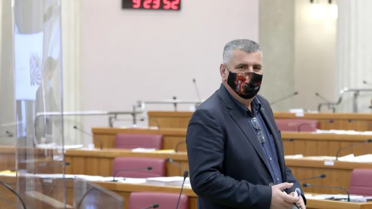 Neki samo sjede i uglavnom &scaron;ute: Najaktivniji zastupnik je Miro Bulj, a evo tko nije rekao niti riječ