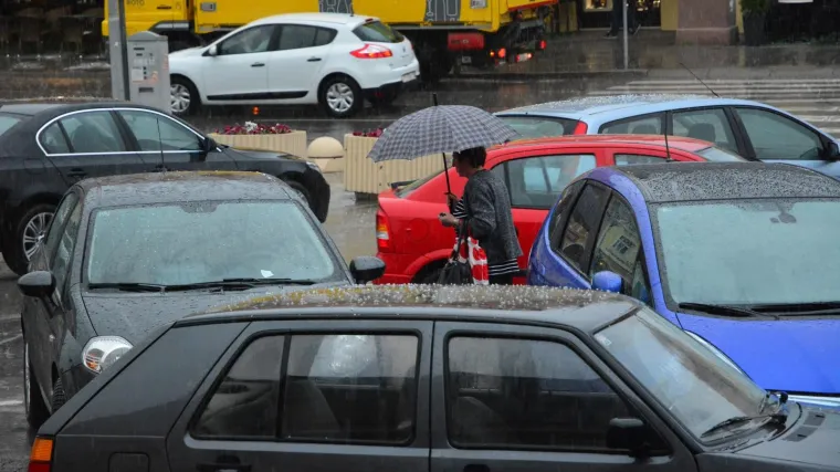 Isplati li se za vikend na more? Očekujte ki&scaron;u, pljuskove s tučom i jaku buru na Jadranu...