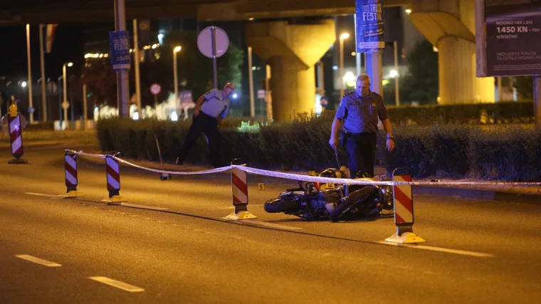 FOTO U te&scaron;koj prometnoj nesreći u Zagrebu poginuo motociklist