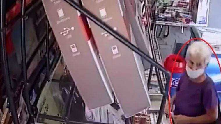 Prepoznajte li gospođu s fotografija? Policija ju dovodi u vezu s krađom u Karlovcu