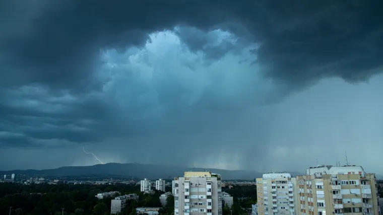 Ciklona koja je izazvala poplave u Europi stiže i u Hrvatsku, no RTL-ov meteorolog kaže: 'Moguće su poplave, ali...'