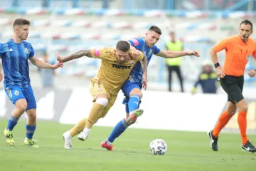 Hajduk i Lokomotiva remizirali u ludoj utakmici u Kranjčevićevoj, Mlakar zabio dva gola za 'bile'