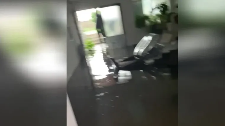 Stanovnici Nove Gradi&scaron;ke jo&scaron; uklanjaju nastalu &scaron;tetu, a već večeras prijeti im nova opasnost