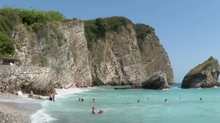 Rasko&scaron;an noćni život, duge pje&scaron;čane plaže, dobra hrana - &scaron;to su sve turistički aduti Budve