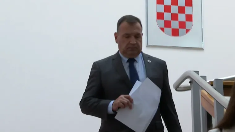 Analiza dosada&scaron;nje Vladine kampanje za cijepljenje: &Scaron;to nas čeka na jesen? Na čiji teret će ići brzi testovi?