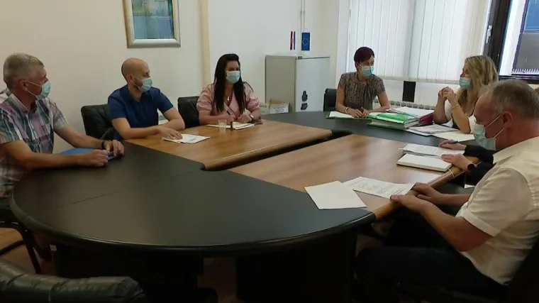 Kako bi privukli neodlučne građane na cijepljenje, u Ministarstvu pripremaju predavanje. Provjerili smo kako će izgledati