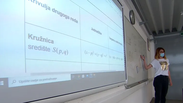 3 000 zaposlenih u obrazovanju ostalo bez ugovora o radu: Nije riječ samo o nastavnicima koji rade na zamjenama