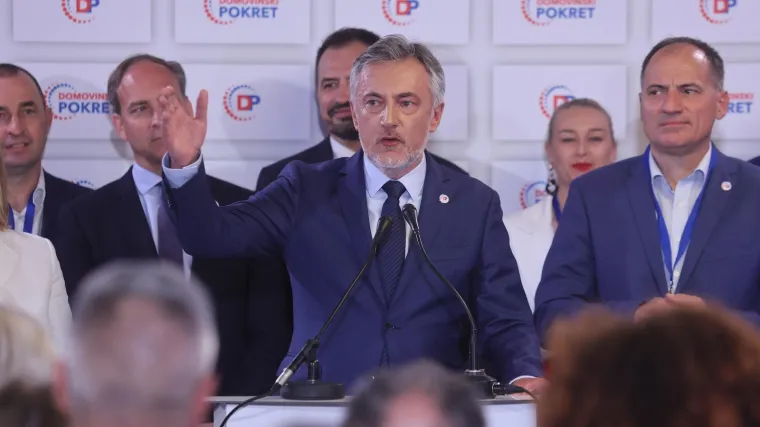 Oglasio se Domovinski pokret: 'Ostavka &Scaron;kore nas je pomalo zatekla. Unatoč rizicima izložio je sebe, svoju obitelj i prijatelje...'