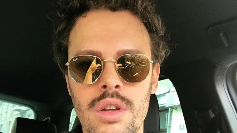 Igor Kojić čestitao rođendan starijoj sestri zajedničkom fotkom iz djetinjstva