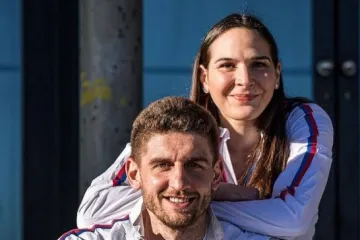 'Ja u karanteni u Japanu, žena u bolnici u Beogradu'