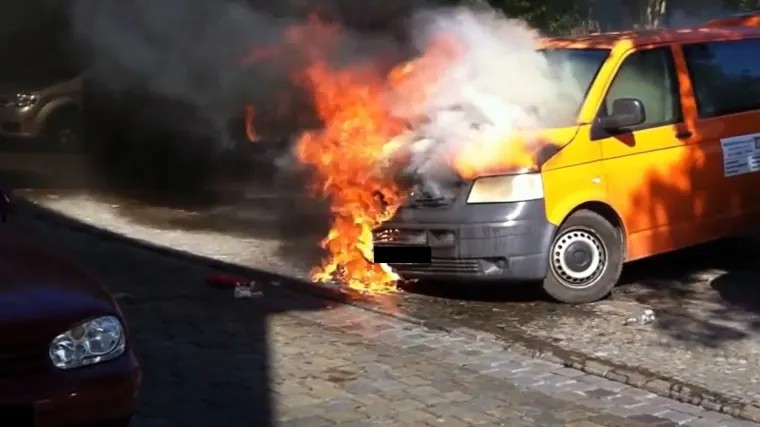 Strani državljanin temeljito spalio teretno vozilo u mjestu kod Zadra, požar se pro&scaron;irio i na masline