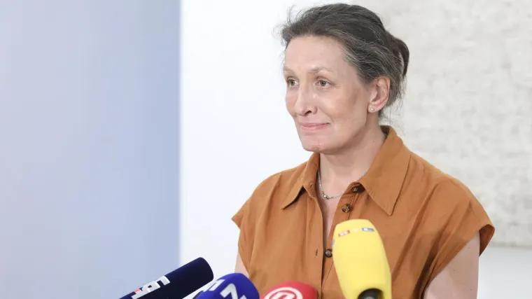 Imovinska kartica Toma&scaron;evićeve nasljednice u Saboru: Kuće, stanovi, &scaron;ume i zlatne poluge, mjesečna zarada 36.000 kn...