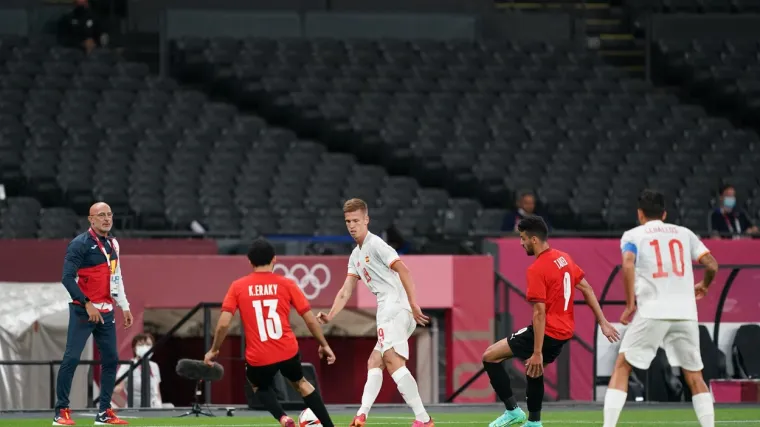 Napadač Evertona priredio &scaron;ou protiv Njemačke, Olmo i dru&scaron;tvo kiksali na otvaranju  skupine C