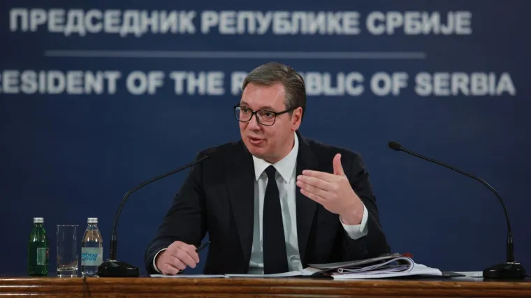 Politički horor u Srbiji! Visoki dužnosnici dovode se u vezu s kriminalnim klanom, među njima je i Vučić