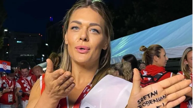 Sandra Perković u&scaron;la u povijest pa svima pokazala &scaron;to je napisala na ruku