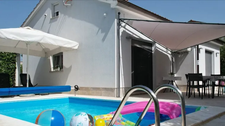 Oprez! Nova prevara turista u Istri - strancima iznajmljuju tuđe kuće. Evo kako su prevaranti uspjeli o&scaron;tetiti najmanje 15 njemačkih obitelji