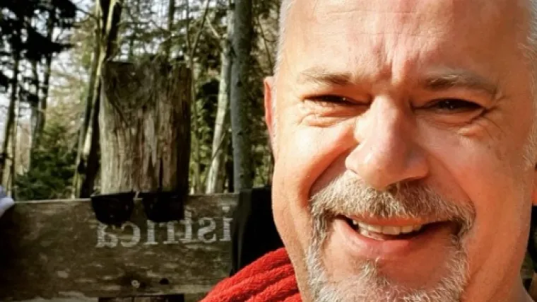 'Da, znam da vas je ovo vretenasto tijelo nagnalo da pomislite da je Zagor jo&scaron; živ...'