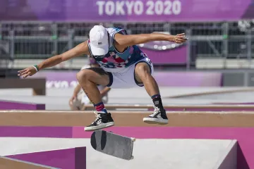 Amerikanac osvojio medalju sa slu&scaron;alicama u u&scaron;ima i mobitelom u džepu
