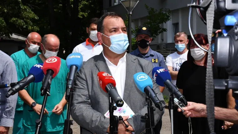 Bero&scaron; o stra&scaron;noj nesreći: 'U autobusu je bilo i 15 maloljetnika, jedna djevojčica je teže stradala'