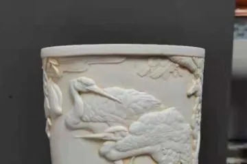 Muzeju antičkog stakla stiže poklon iz Kine: porculanska skulptura Zhong Fuhonga