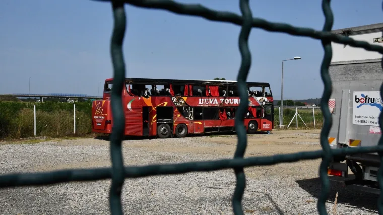 FOTO Ovo je ostalo od 'autobusa smrti' u kojem je život izgubilo 11 ljudi, a vi&scaron;e od 40 je ozlijeđeno