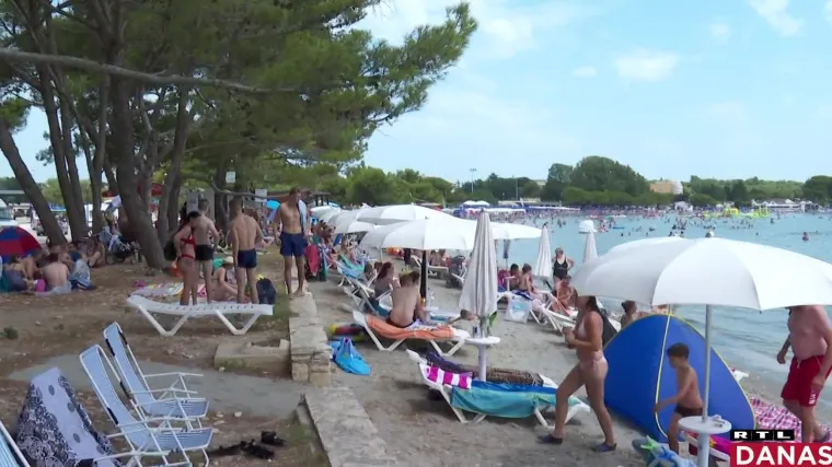 Milijun turista očekujemo čak 11 dana ranije nego lani, unatoč epidemiolo&scaron;kim mjerama. RTL Danas obja&scaron;njava kako