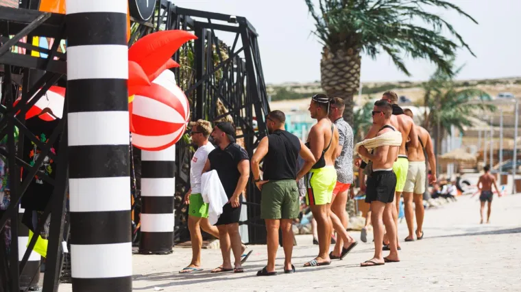 Najmanje 94 zaražena Austrijanca nakon posjeta festivalu koji se održavao na Zrću