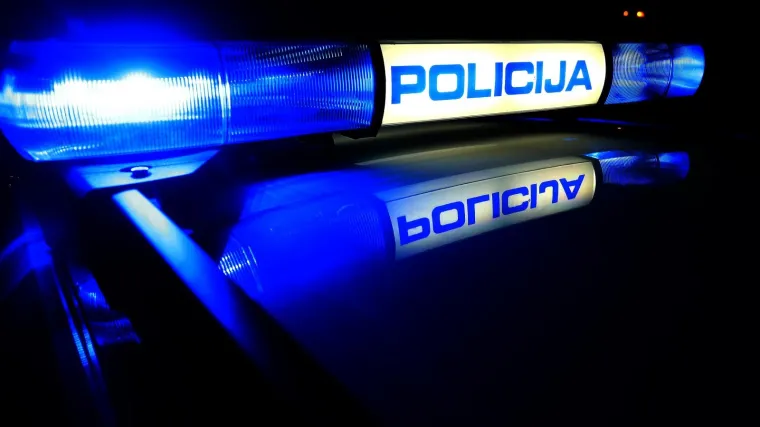 Usred noći izvadio nož i prijetio mladiću: Od njega je tražio 150 kuna