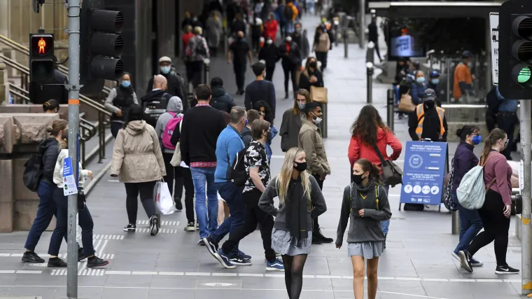 Porast broja novozaraženih u Australiji, policija u Sydneyju suzbija prosvjede protiv mjera