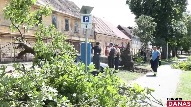 Svjedočanstva Petrinjaca o oluji: 'Čini mi se da mi je bilo gore nego za potresa', 'Mislila sam zgrada će se sru&scaron;iti'