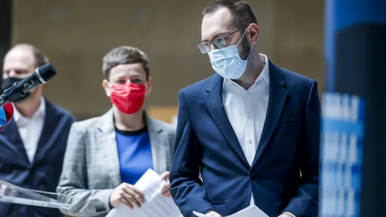 Toma&scaron;ević o istragama i pretresima: 'Mogu potvrditi da smo na traženje PNUSKOK-a bili prisutni zamjenica i ja na nekim razgovorima'