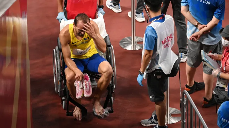 Bosanski atletičar završio utrku na šestom mjestu pa sa staze otišao u kolicima