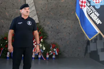Skejo se potužio u Kninu: 'Nismo dobili pozivnice', opet nahvalio ustaški pozdrav i ustvrdio: 'Mi smo živuća povijest'
