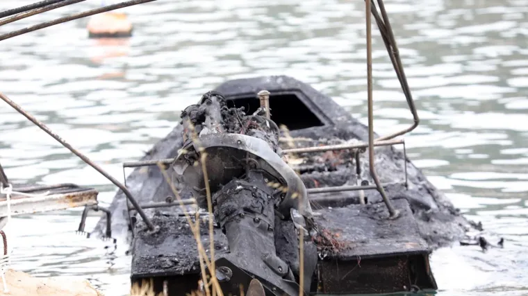 Otkriven uzrok požara u kojem su izgorjeli kombi, automobil i čak pet brodova