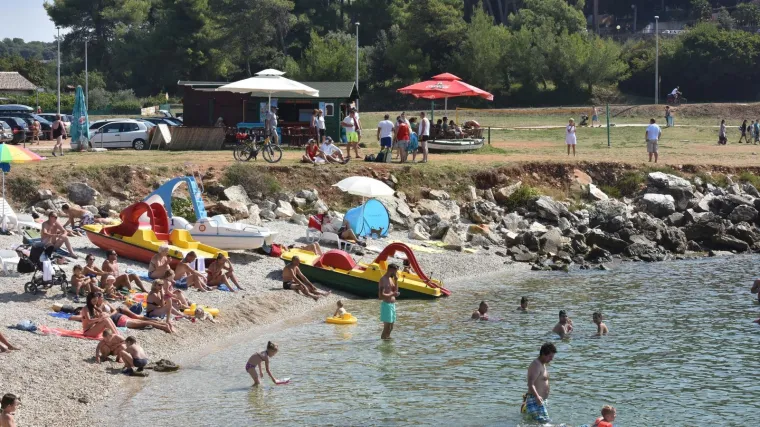 Uhićen Nijemac (42) koji je na plaži snimao i fotografirao djecu bez odjeće: Oduzeli su mu dva mobitela