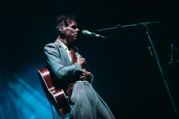 Vrhunac koncertne sezone na šibenskim tvrđavama - Asaf Avidan oduševio publiku