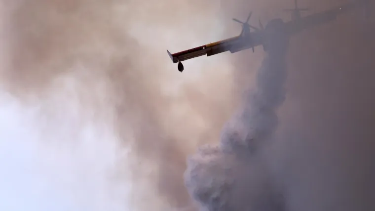 Požar ponovno prijeti obiteljskim kućama kod Tomislavgrada: 'Stanje je kritično'