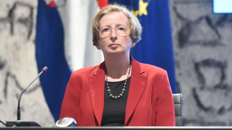 Stožer objavio brojke: 44 nova slučaja zaraze koronavirusom, jedna osoba preminula