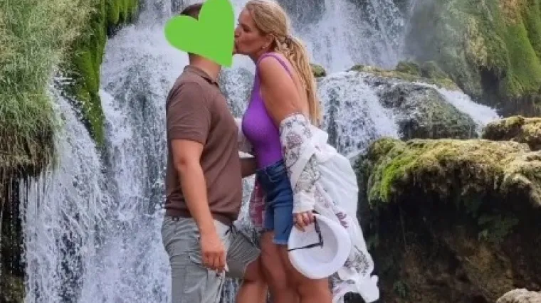 Kći Ivice Todorića molila u Međugorju, pa ljubila mladog Beograđanina podno slapova